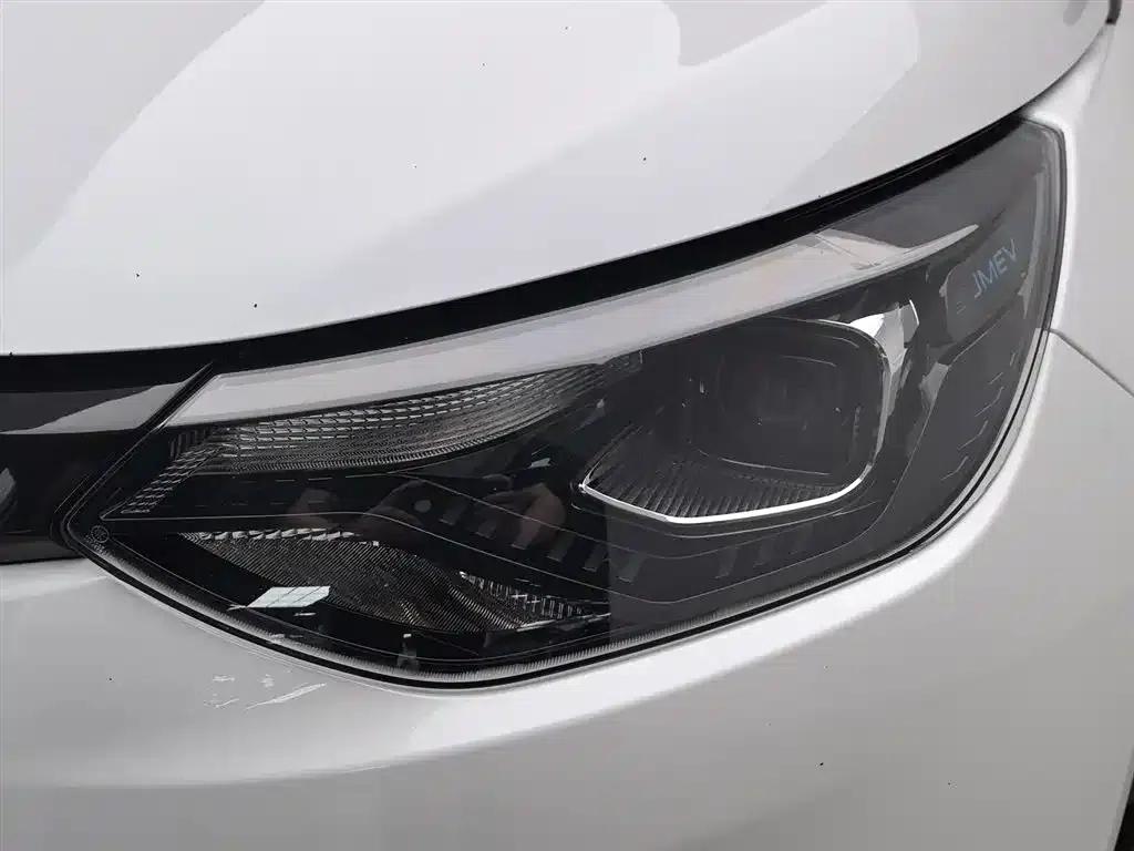 Yizhi EV2 2023 Auspicious Edition 201km Comfort Model — миниатюра 7