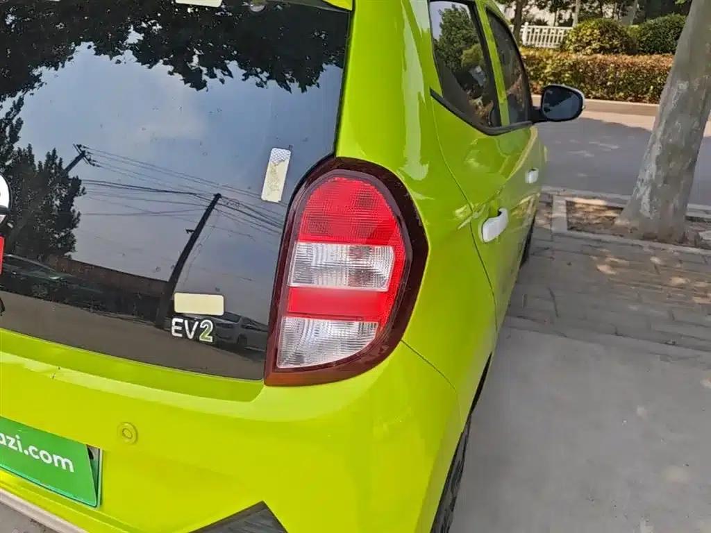 Yizhi EV2 2022 Heartbeat Edition — миниатюра 8
