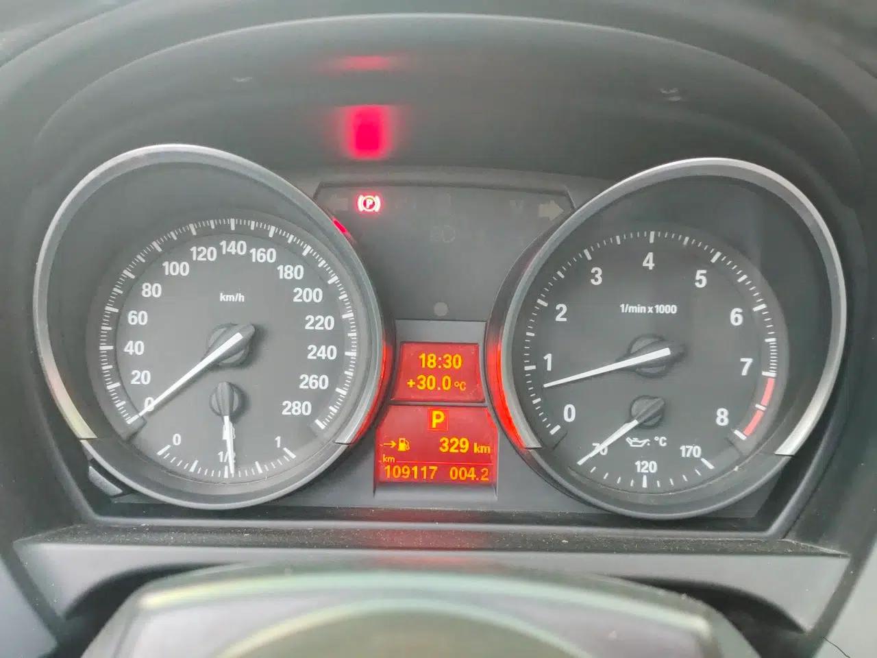 BMW Z4 2013 sDrive20i Leading Model — миниатюра 12