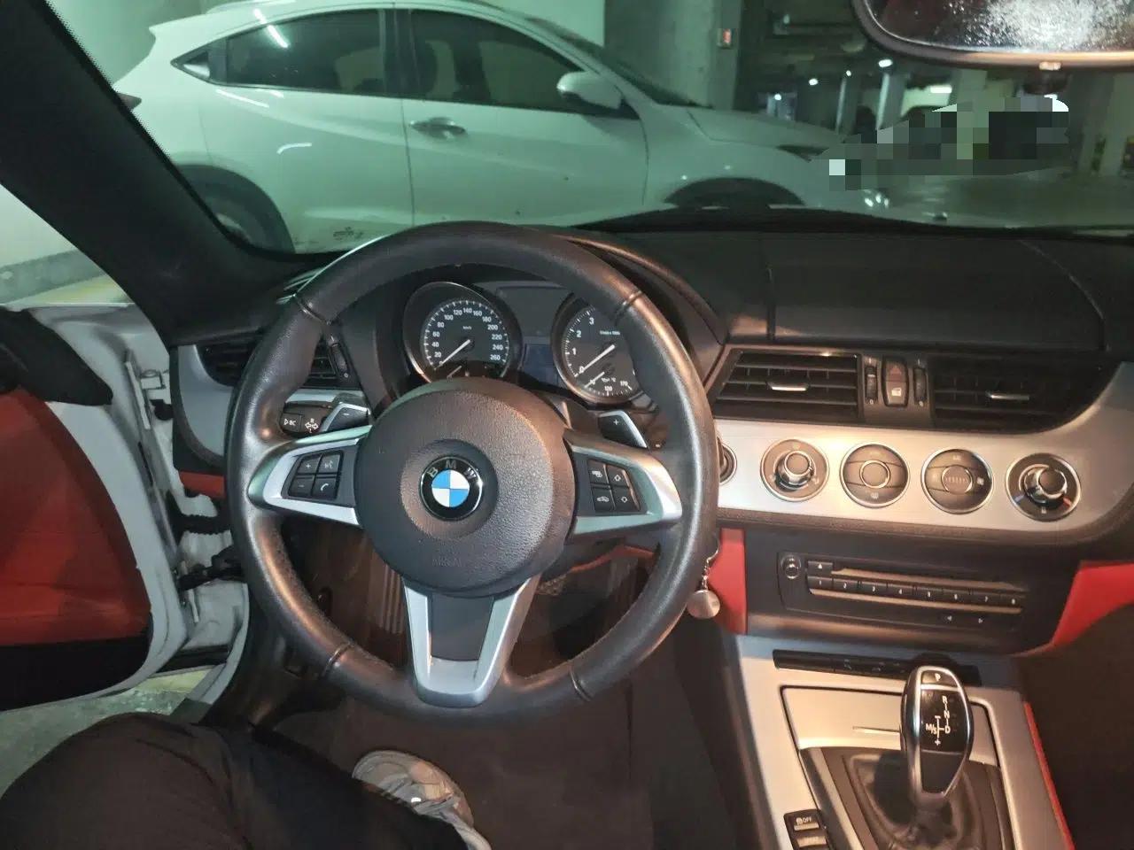 BMW Z4 2013 sDrive20i Leading Model — миниатюра 11