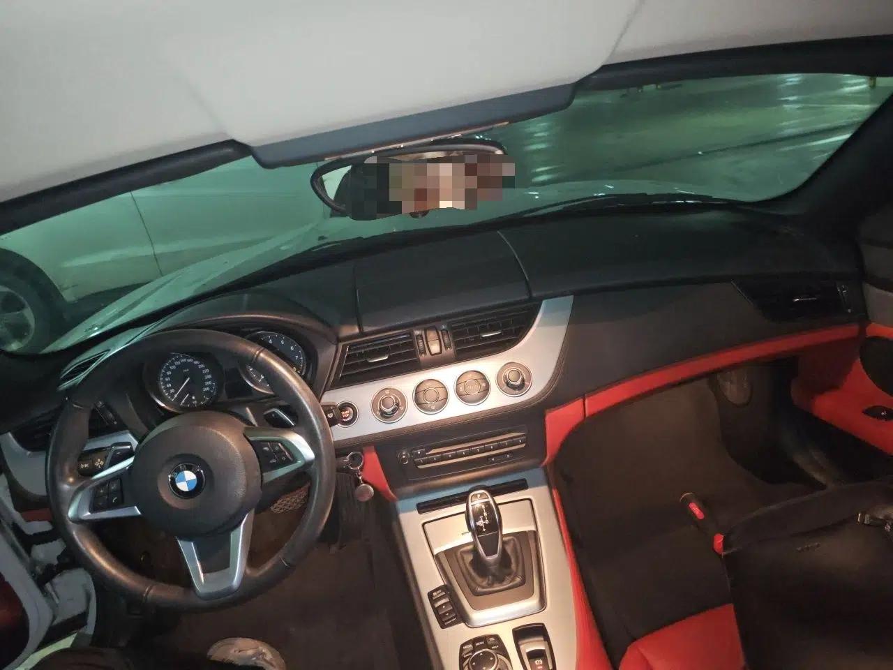 BMW Z4 2013 sDrive20i Leading Model — миниатюра 10