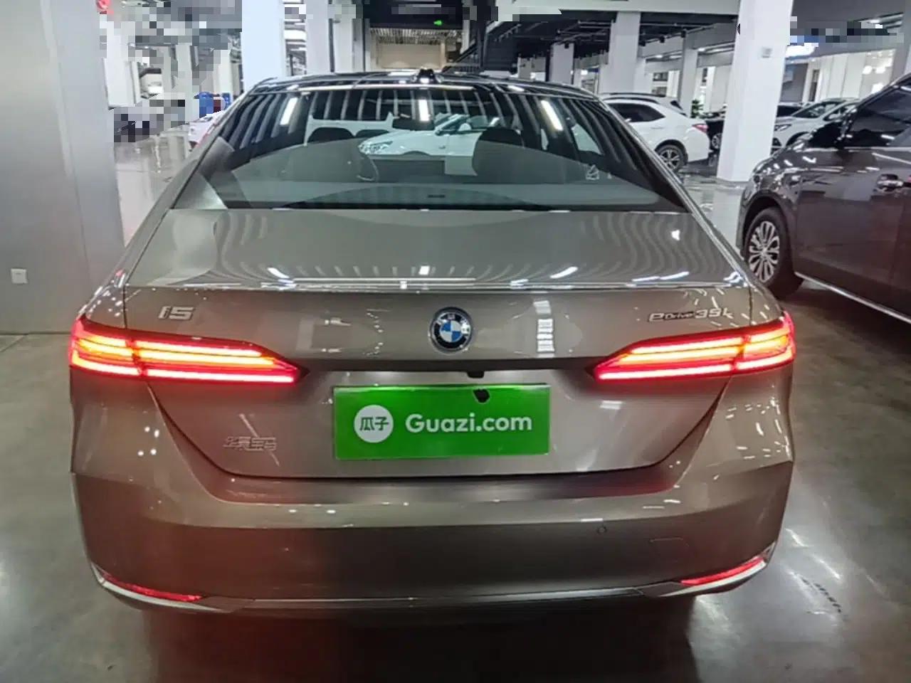 BMW i5 2024 eDrive 35L Prestige Luxury Package — миниатюра 3