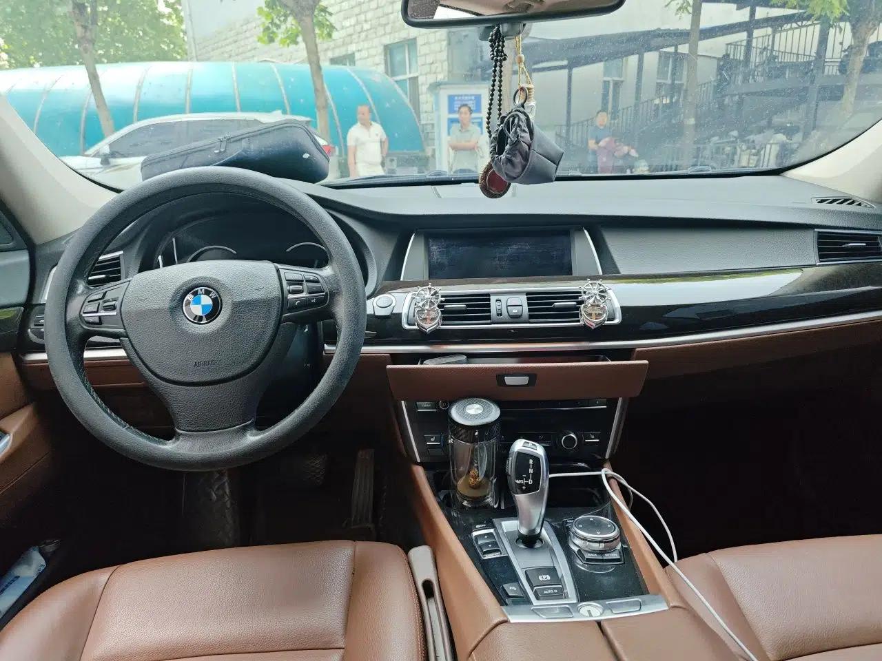 BMW 5 Series GT 2015 528i Leading Model — миниатюра 10