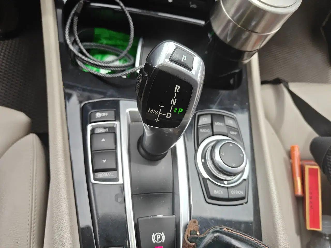 BMW 5 Series GT 2010 535i Luxury Edition — миниатюра 15