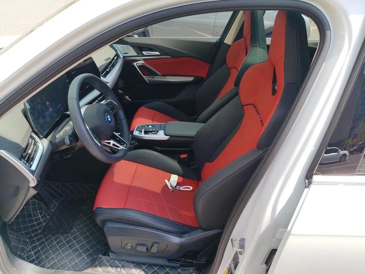 BMW iX1 2023 xDrive30L M Sport Package — миниатюра 16