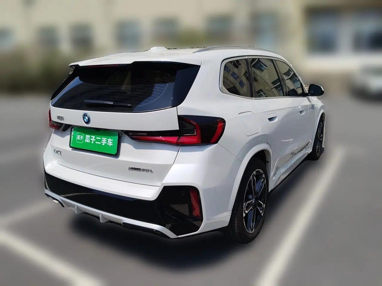 BMW iX1 2023 xDrive30L M Sport Package — миниатюра 6
