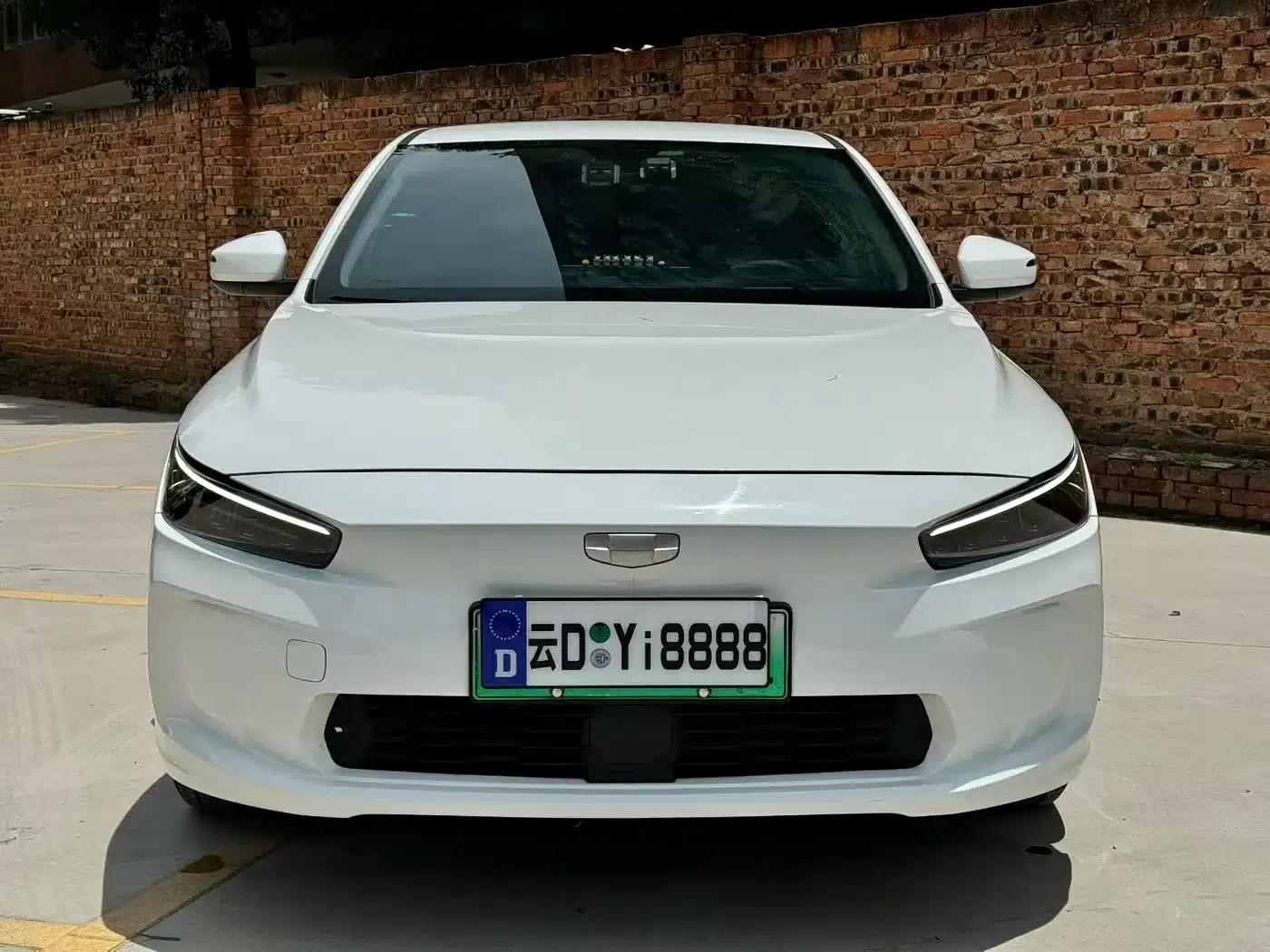 Geely Geometry A 2022 Pro 430KM Green Apple Halo — миниатюра 1