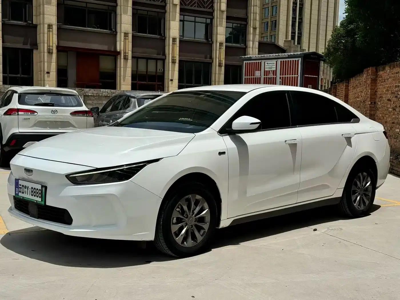 Geely Geometry A 2022 Pro 430KM Green Apple Halo — миниатюра 3