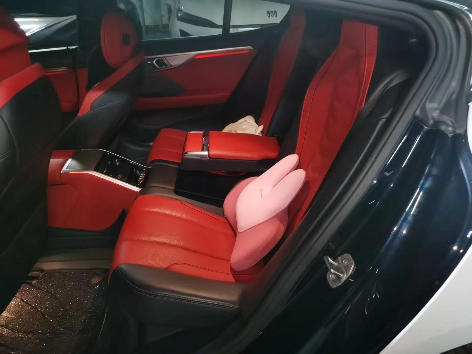 BMW 8 Series 2019 840i 4-Door Gran Coupe M Sport Package — миниатюра 18