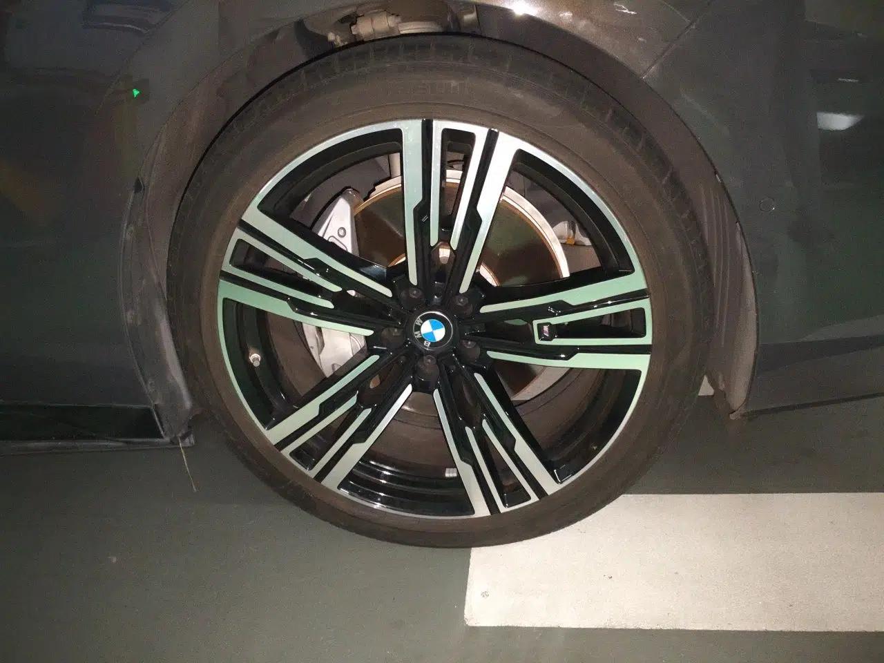 BMW i7 2023 xDrive60L M Sport Package — миниатюра 8