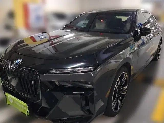 BMW i7 2023 xDrive60L M Sport Package