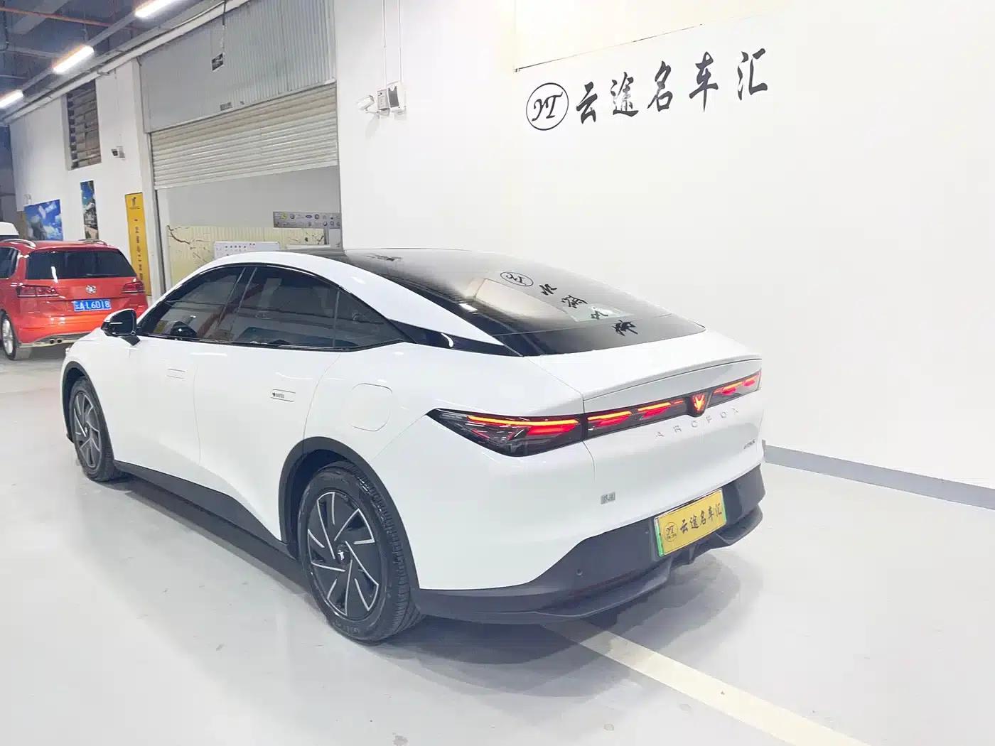Jihu Alphard S5 2025 Model 560PRO 185kW — миниатюра 10