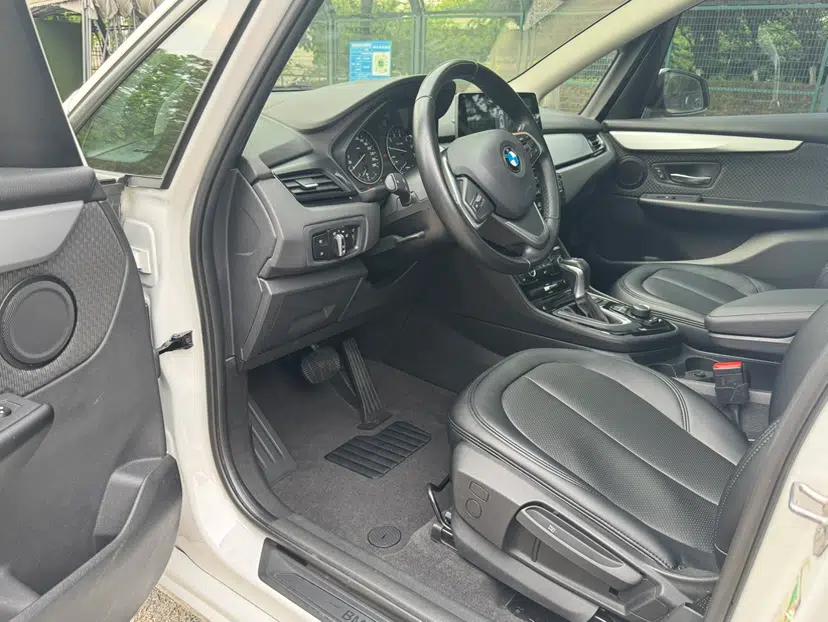 BMW 2 Series Active Tourer 2016 218i Leading Model — миниатюра 21