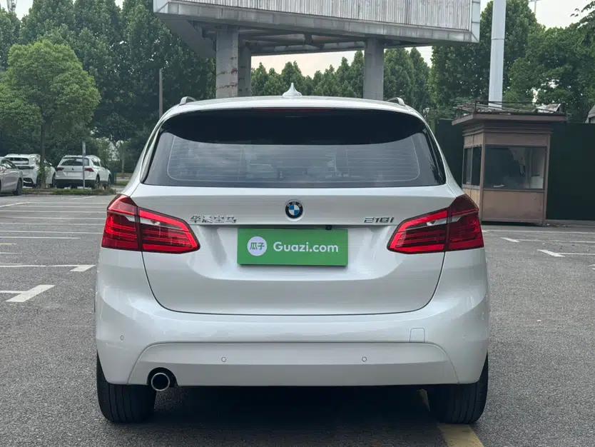 BMW 2 Series Active Tourer 2016 218i Leading Model — миниатюра 6