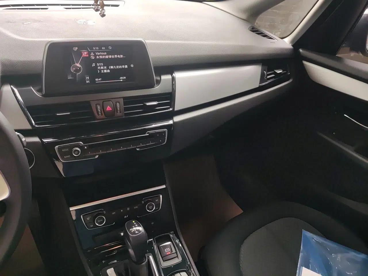 BMW 2 Series Active Tourer 2016 218i Leading Model — миниатюра 14