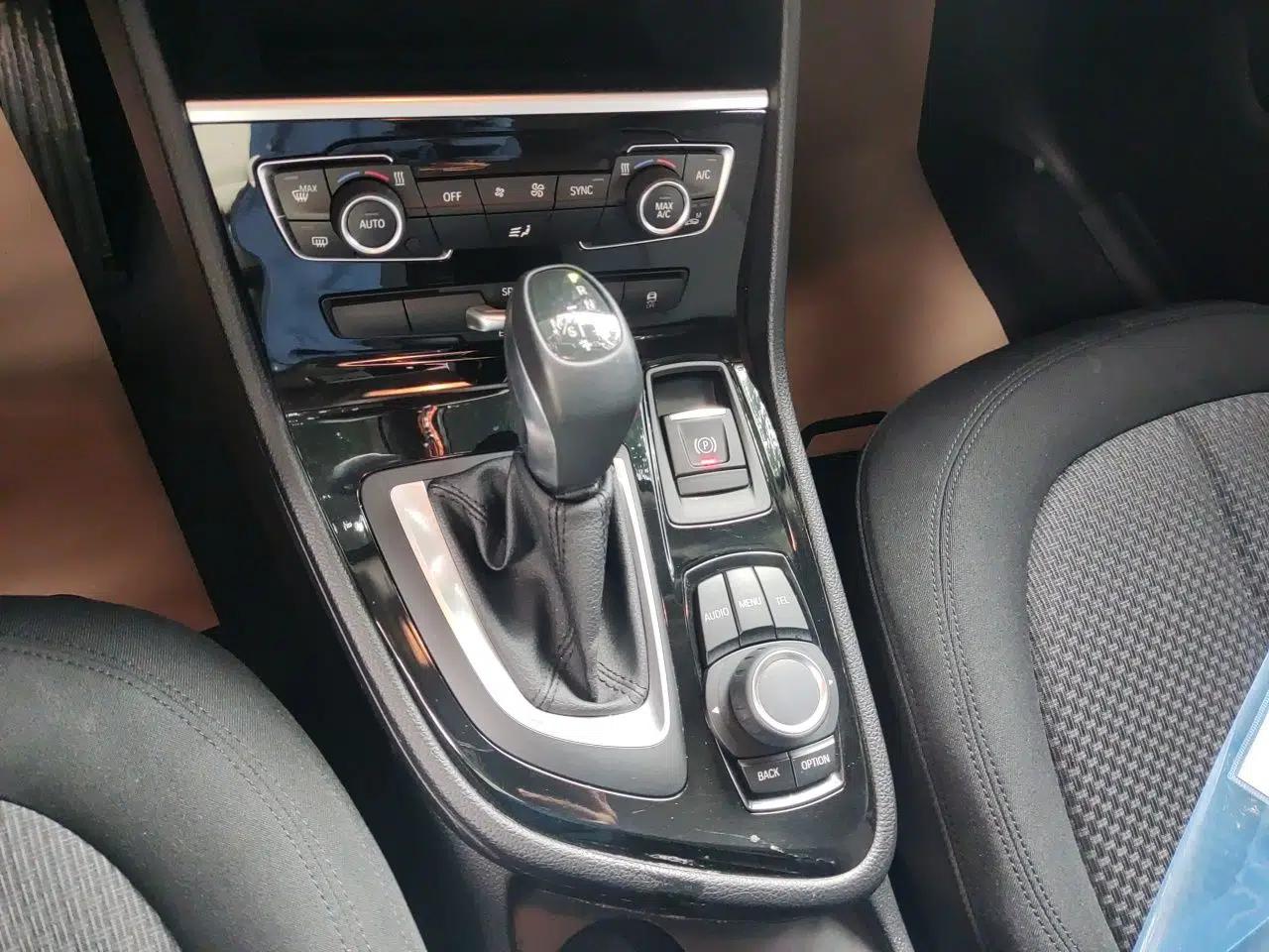 BMW 2 Series Active Tourer 2016 218i Leading Model — миниатюра 15