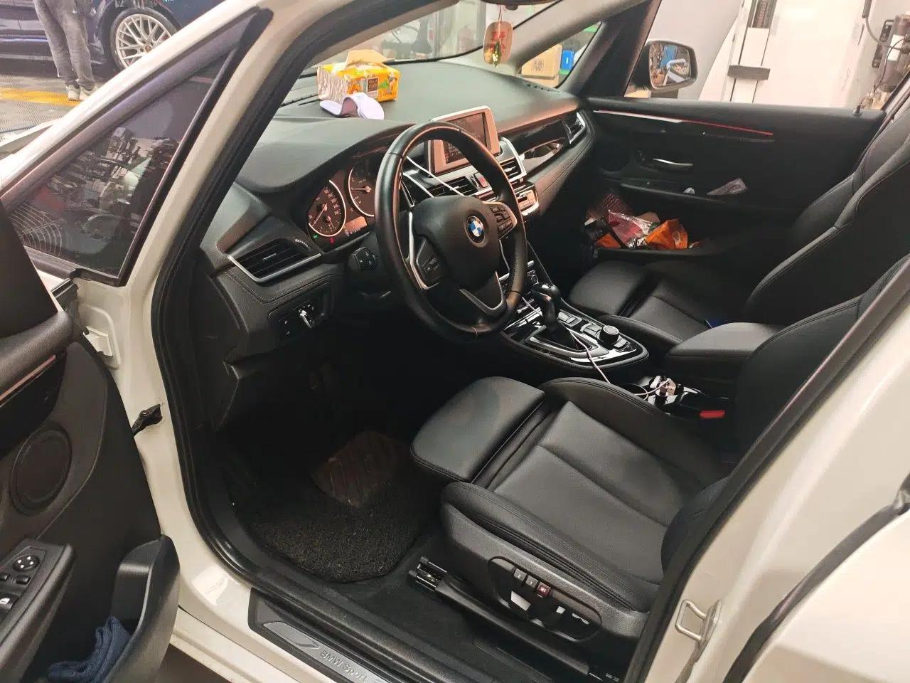 BMW 2 Series Active Tourer 2015 218i Sports Design Package — миниатюра 17