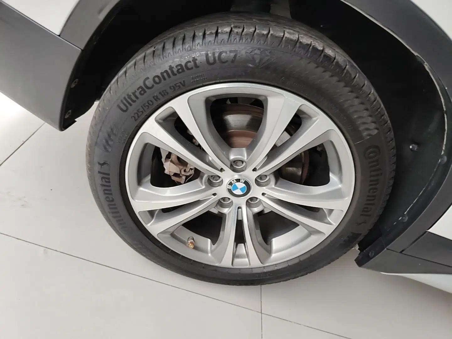 BMW X1 New Energy 2020 xDrive30Le Premium Edition — миниатюра 10