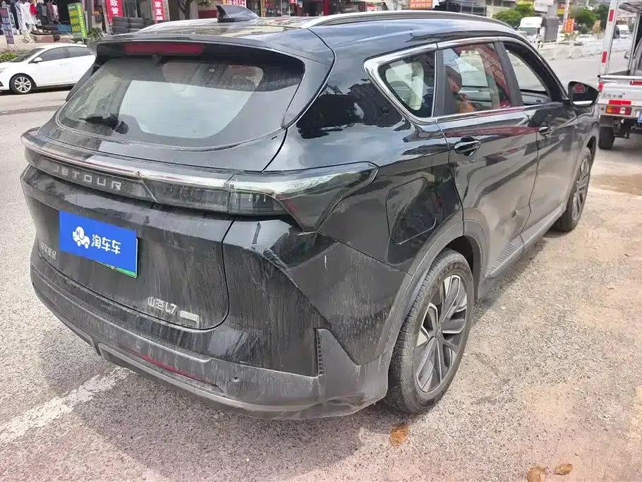 Jetour Mountain & Sea L7 2024 Model 1.5T 120km MAX 7-Seater — миниатюра 3