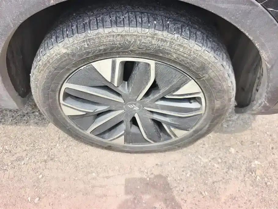Jetour Mountain & Sea L7 2024 Model 1.5T 120km MAX 7-Seater — миниатюра 6