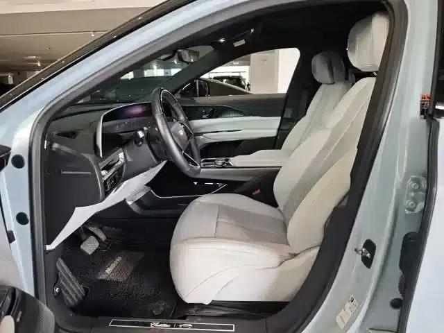 iQ Ruige 2022 Rear-Wheel Drive Long-Range Luxury Edition — миниатюра 4