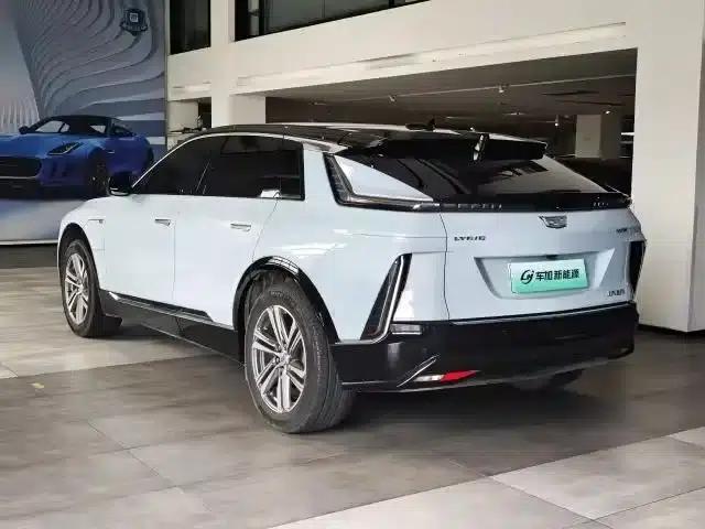 iQ Ruige 2022 Rear-Wheel Drive Long-Range Luxury Edition — миниатюра 7