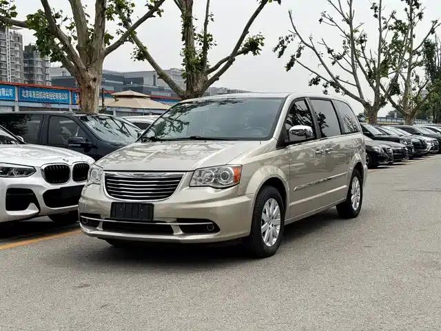 2014 Imported Grand Voyager 3.6L Comfort Edition