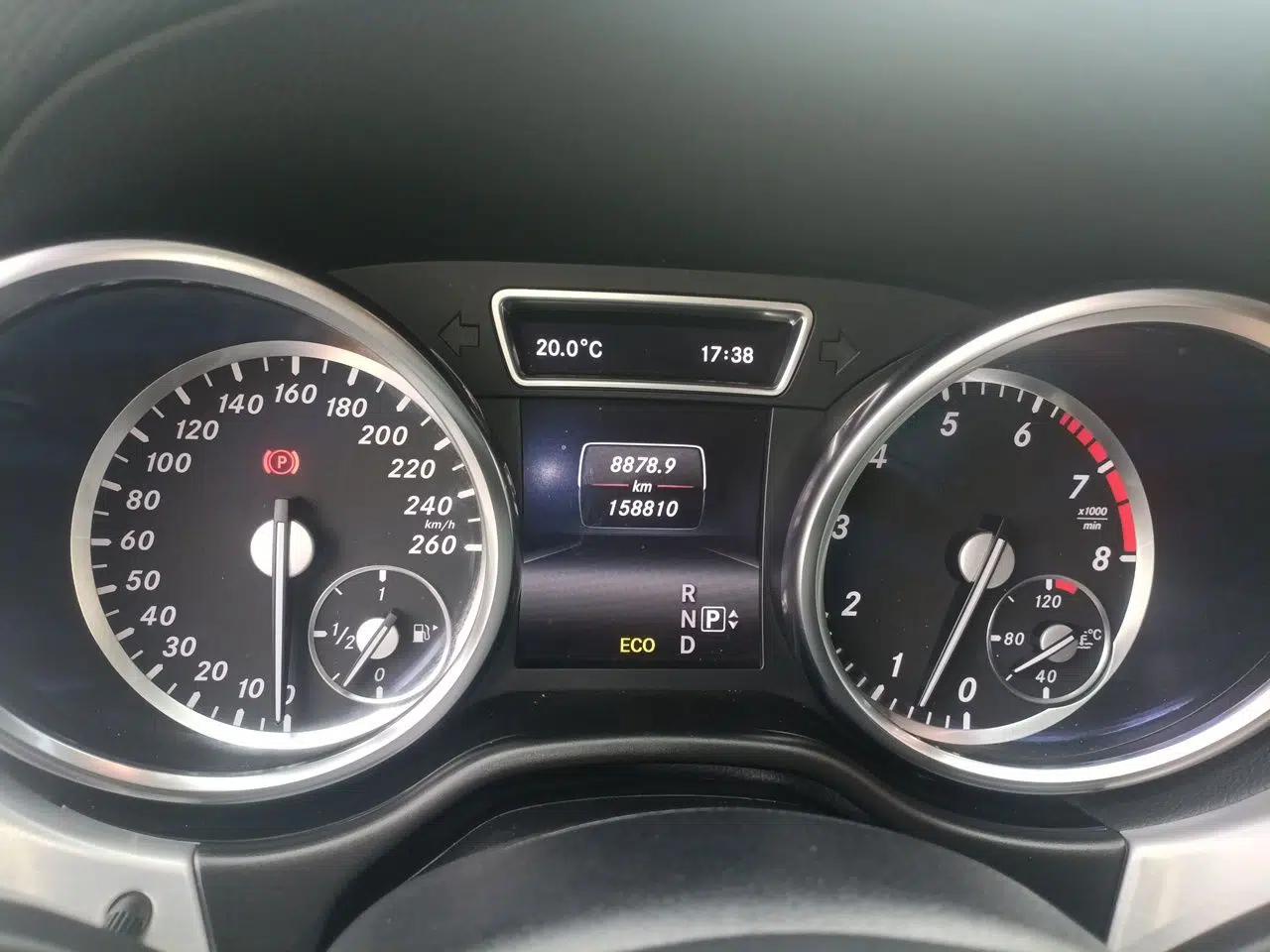 Mercedes-Benz GL-Class 2014 GL 400 4MATIC Dynamic Model — миниатюра 12