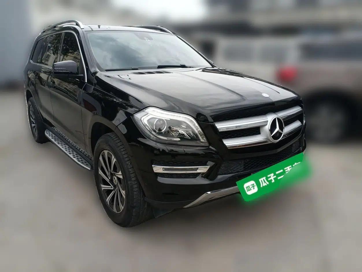 Mercedes-Benz GL-Class 2014 GL 400 4MATIC Dynamic Model — миниатюра 3