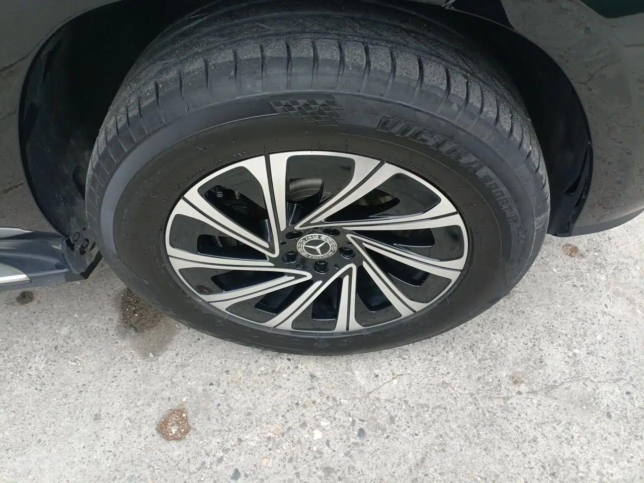 Mercedes-Benz GL-Class 2014 GL 400 4MATIC Dynamic Model — миниатюра 8