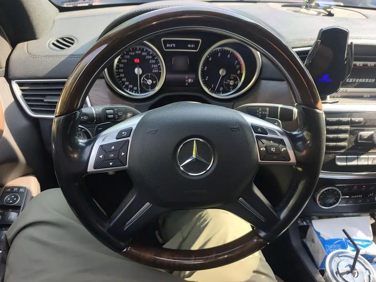 Mercedes-Benz GL-Class 2013 GL 500 4MATIC — миниатюра 11