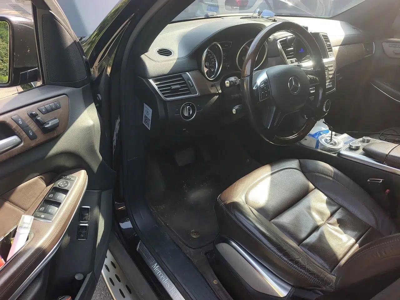 Mercedes-Benz GL-Class 2013 GL 500 4MATIC — миниатюра 17