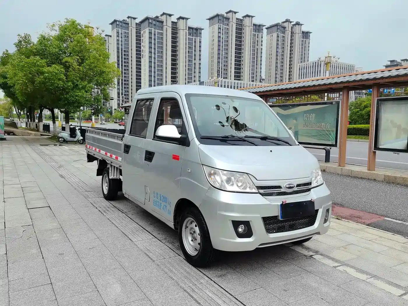 Yujin 2018 1.3L Double Cab Extended Standard Model ACTECO-SQR472WD — миниатюра 2