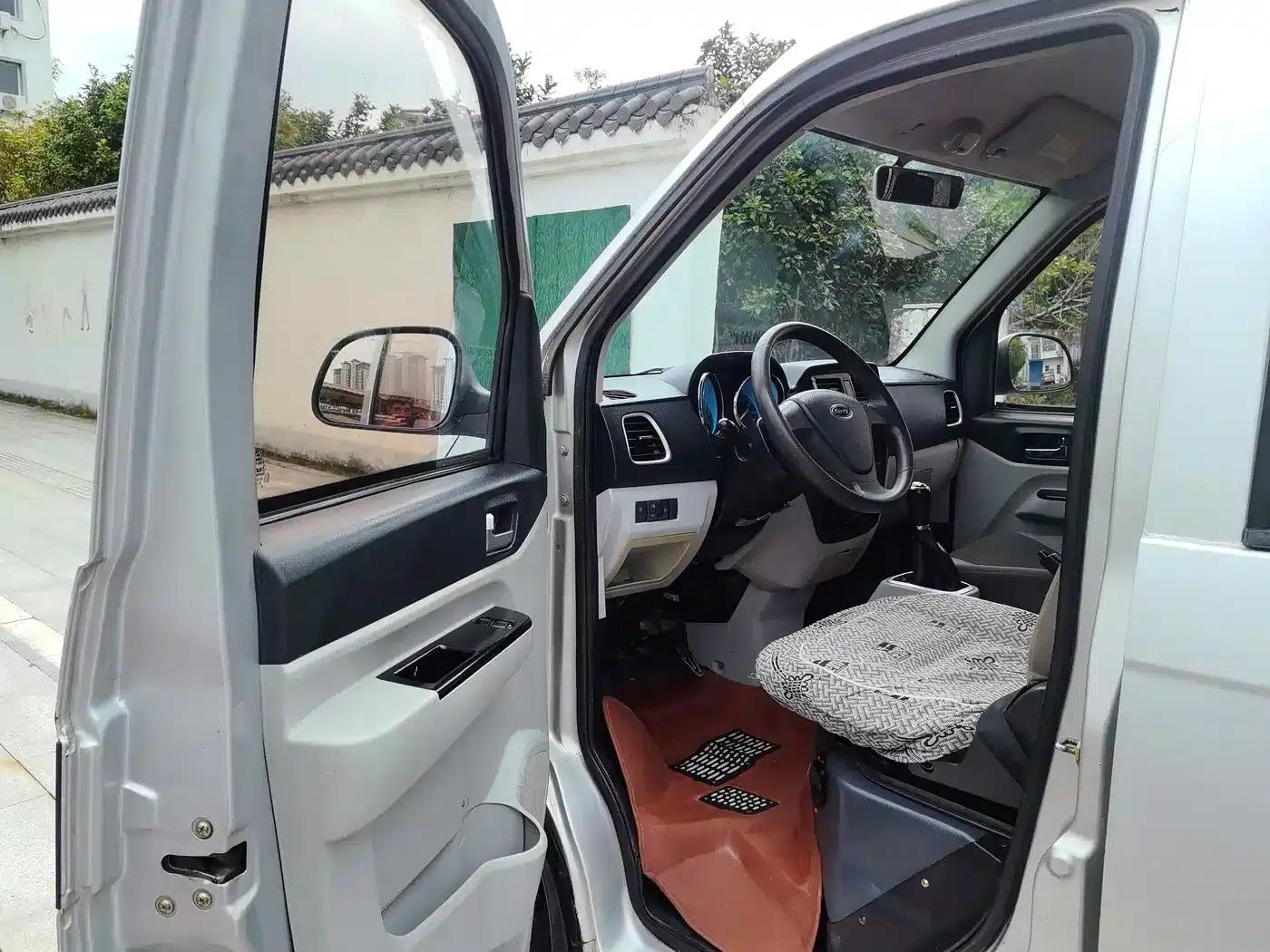 Yujin 2018 1.3L Double Cab Extended Standard Model ACTECO-SQR472WD — миниатюра 9