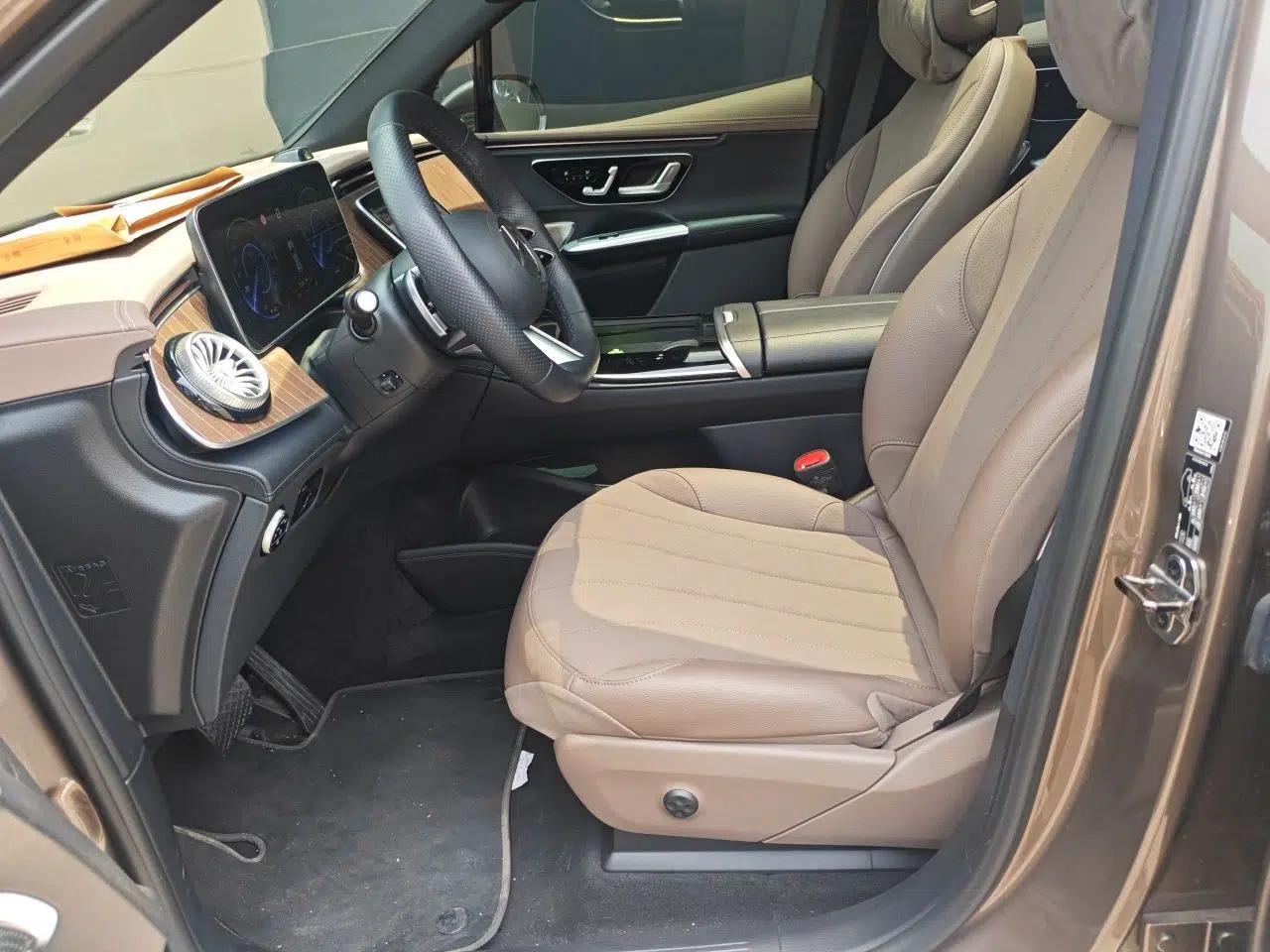 Mercedes-Benz EQE SUV 2023 350 4MATIC Pioneer Edition — миниатюра 16