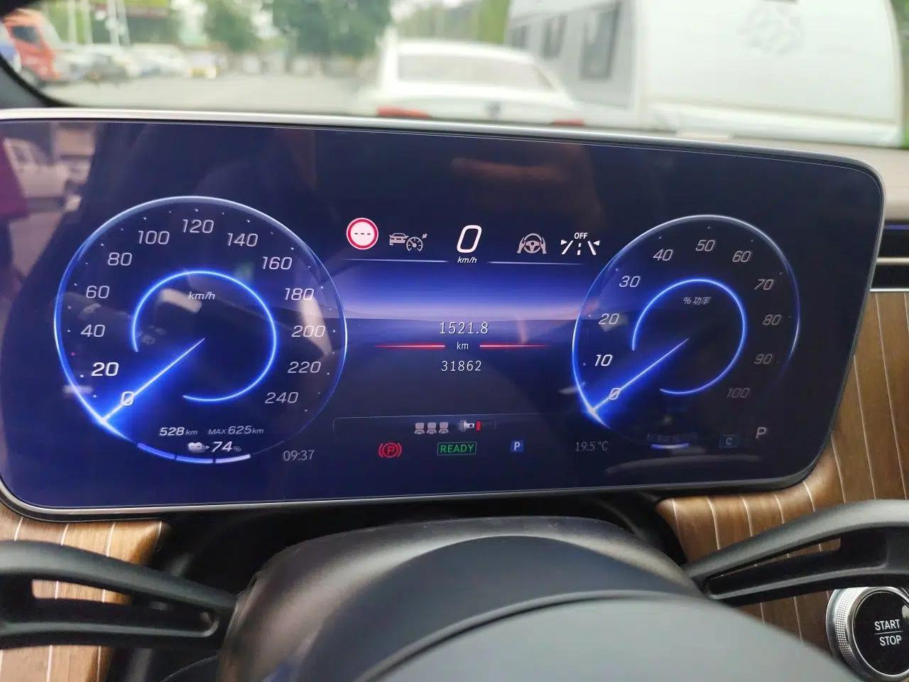 Mercedes-Benz EQE SUV 2024 500 4MATIC Luxury Edition — миниатюра 12