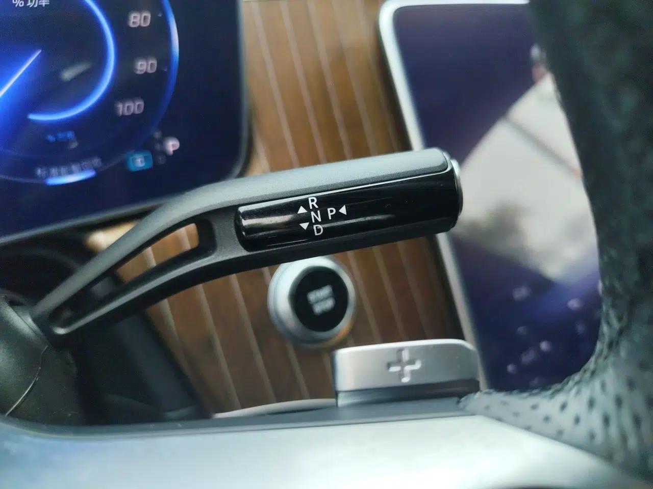 Mercedes-Benz EQE SUV 2024 500 4MATIC Luxury Edition — миниатюра 15