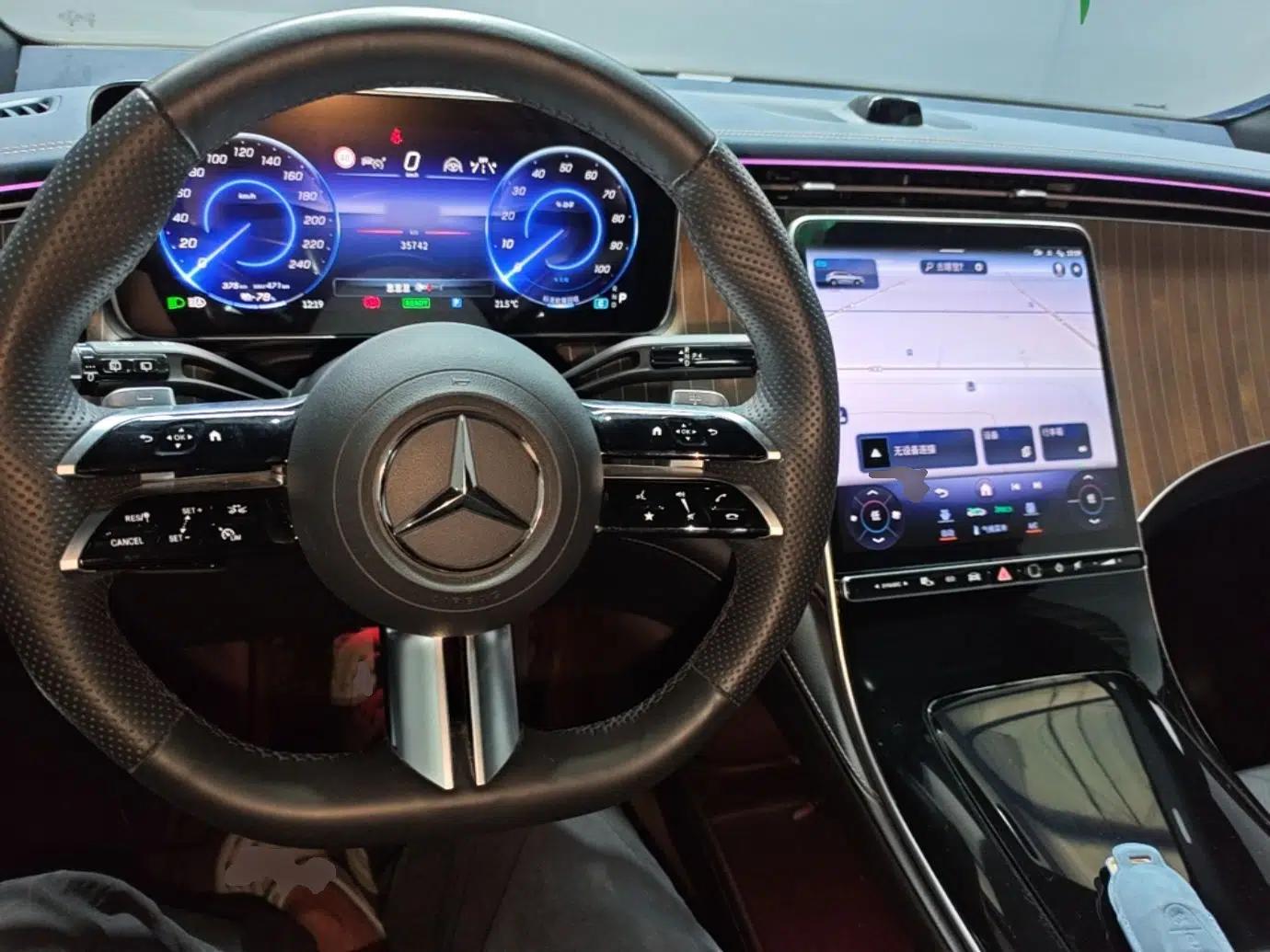 Mercedes-Benz EQE SUV 2023 350 4MATIC Luxury Edition — миниатюра 12