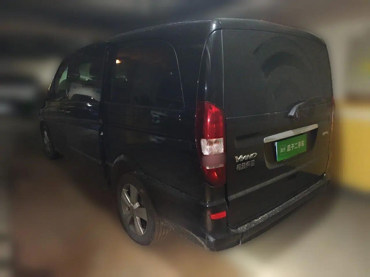 Mercedes-Benz Viano 2015 3.0L Partner Edition — миниатюра 4