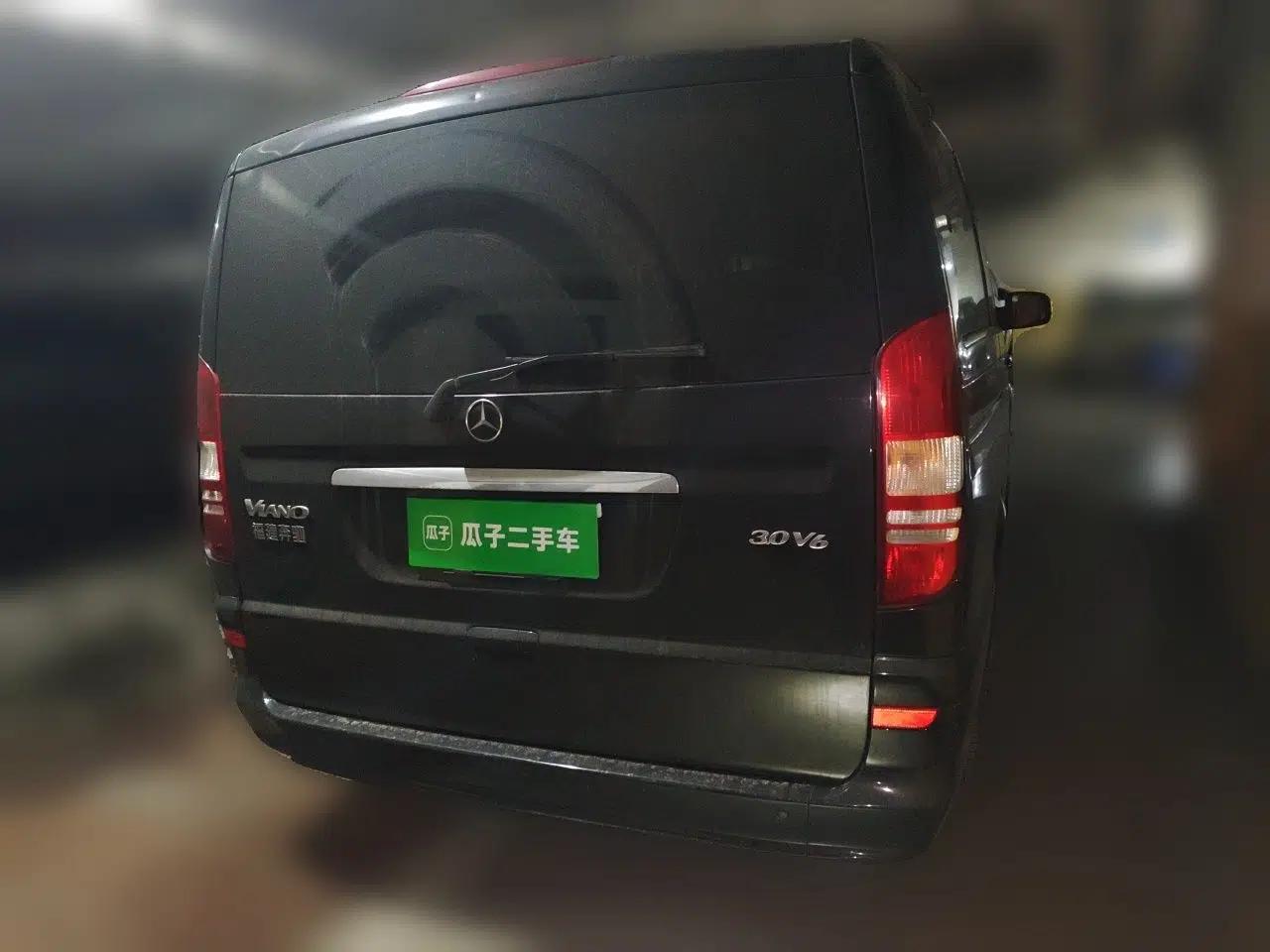 Mercedes-Benz Viano 2015 3.0L Partner Edition — миниатюра 6