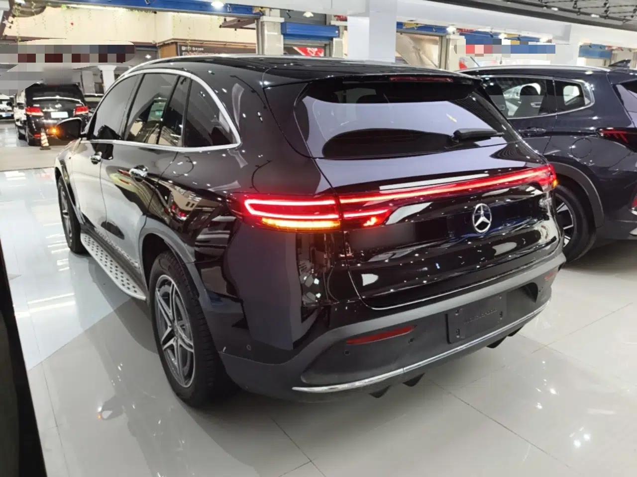 Mercedes-Benz EQC 2021 EQC 400 4MATIC — миниатюра 4