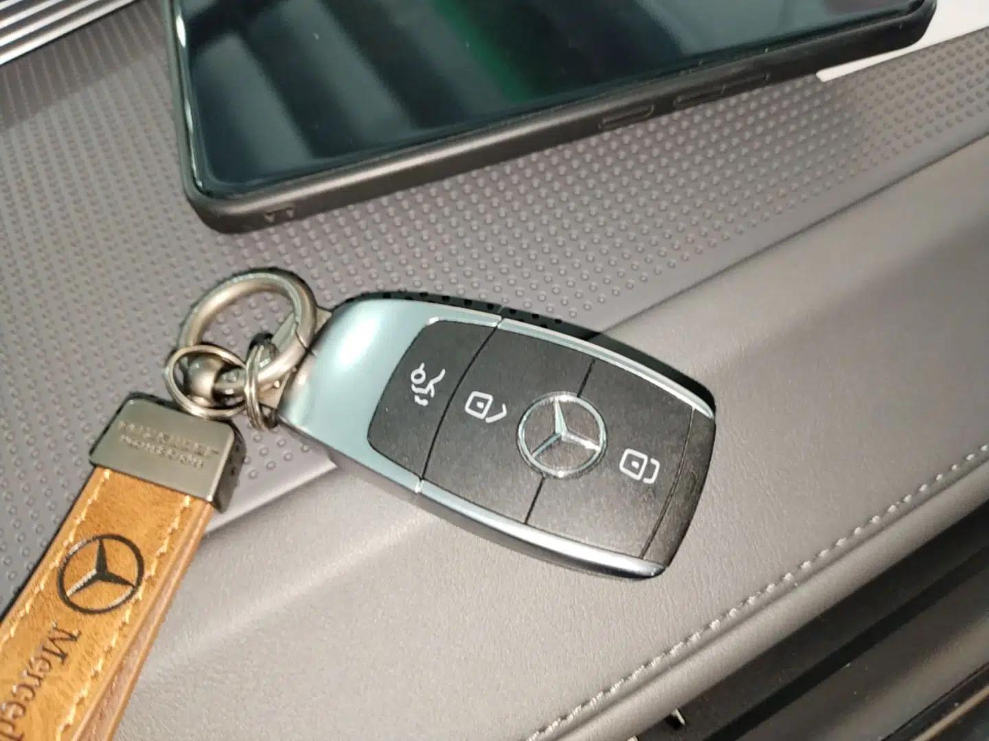 Mercedes-Benz EQC 2021 EQC 400 4MATIC — миниатюра 22