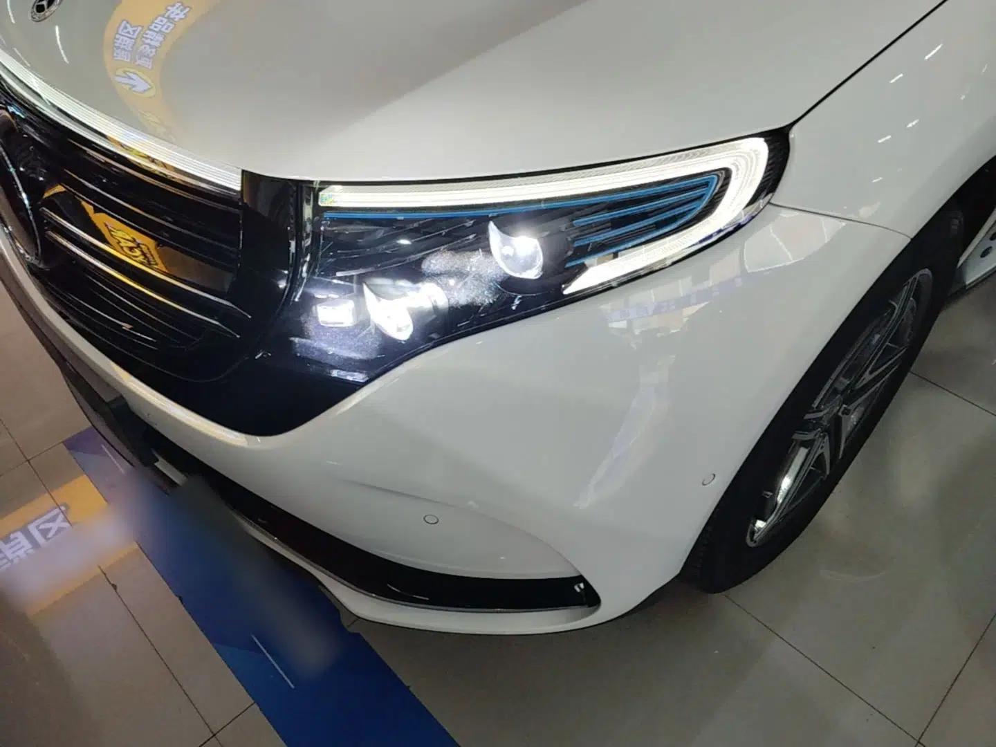 Mercedes-Benz EQC 2021 EQC 400 4MATIC — миниатюра 5