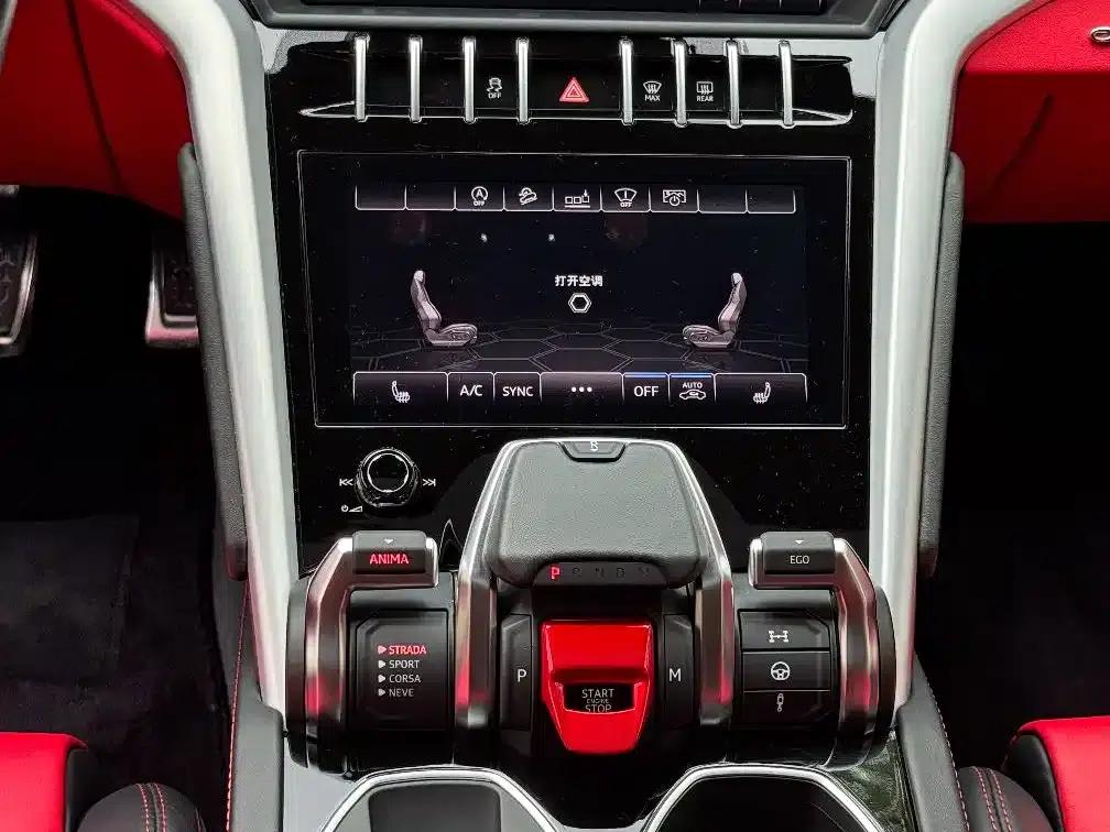 2018 Urus 4.0T V8 — миниатюра 13