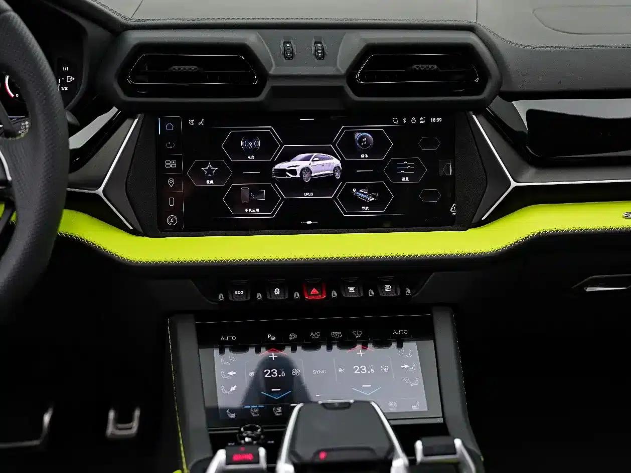 2025 Urus SE 4.0T Standard Edition — миниатюра 15