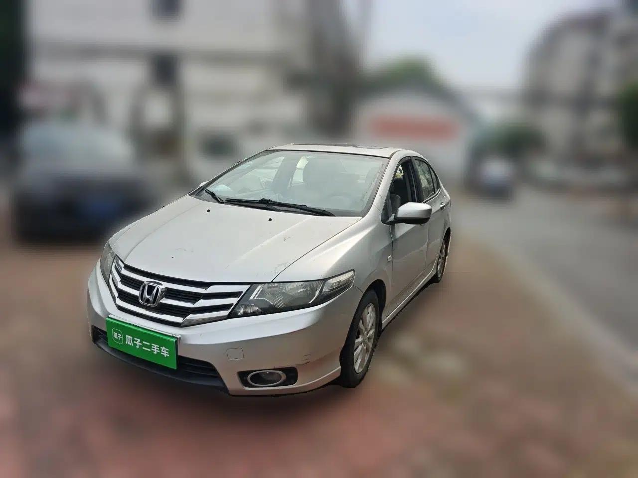 Honda City Classic 2012 1.5L manual Elite Edition — миниатюра 1