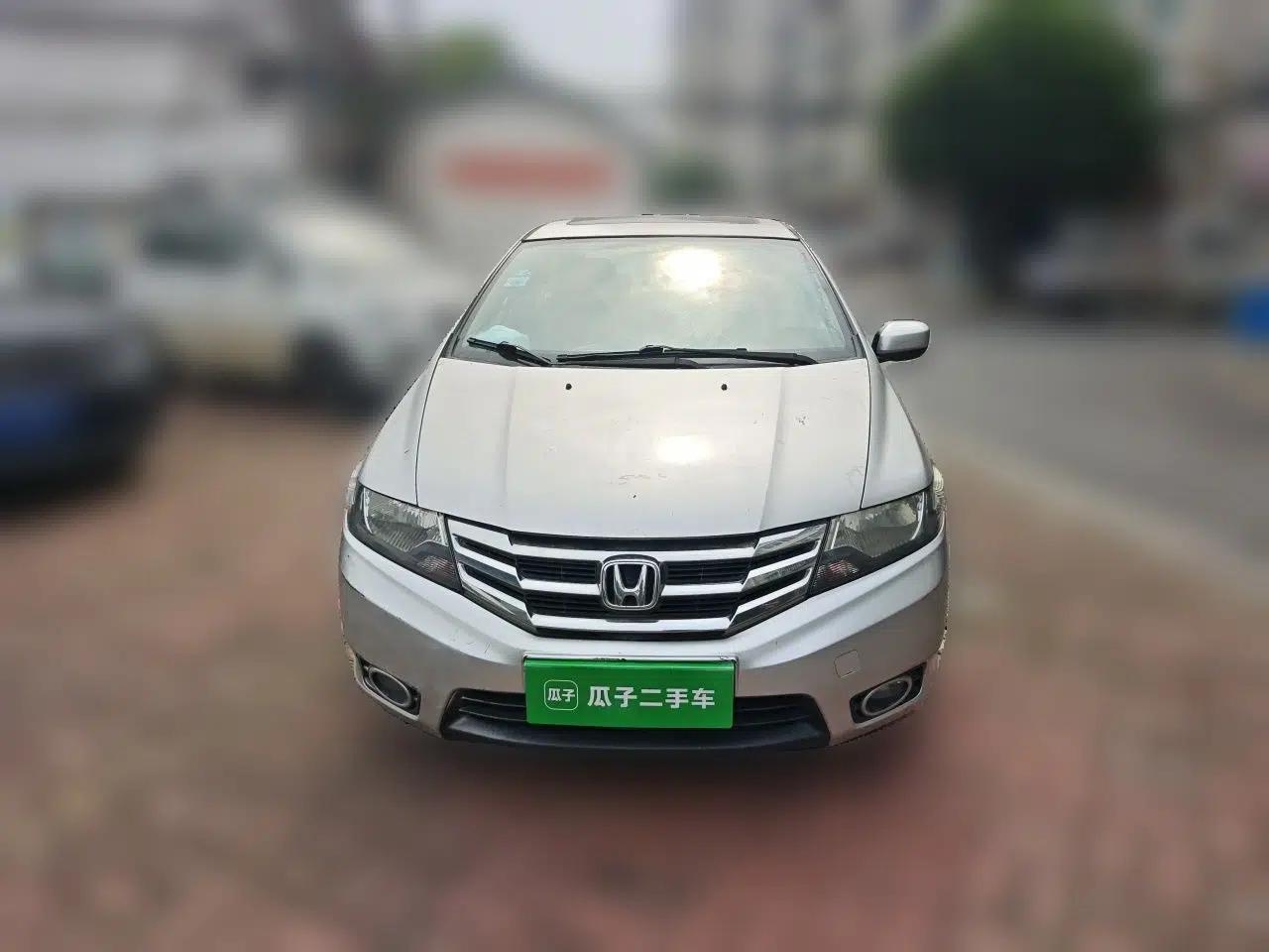 Honda City Classic 2012 1.5L manual Elite Edition — миниатюра 2