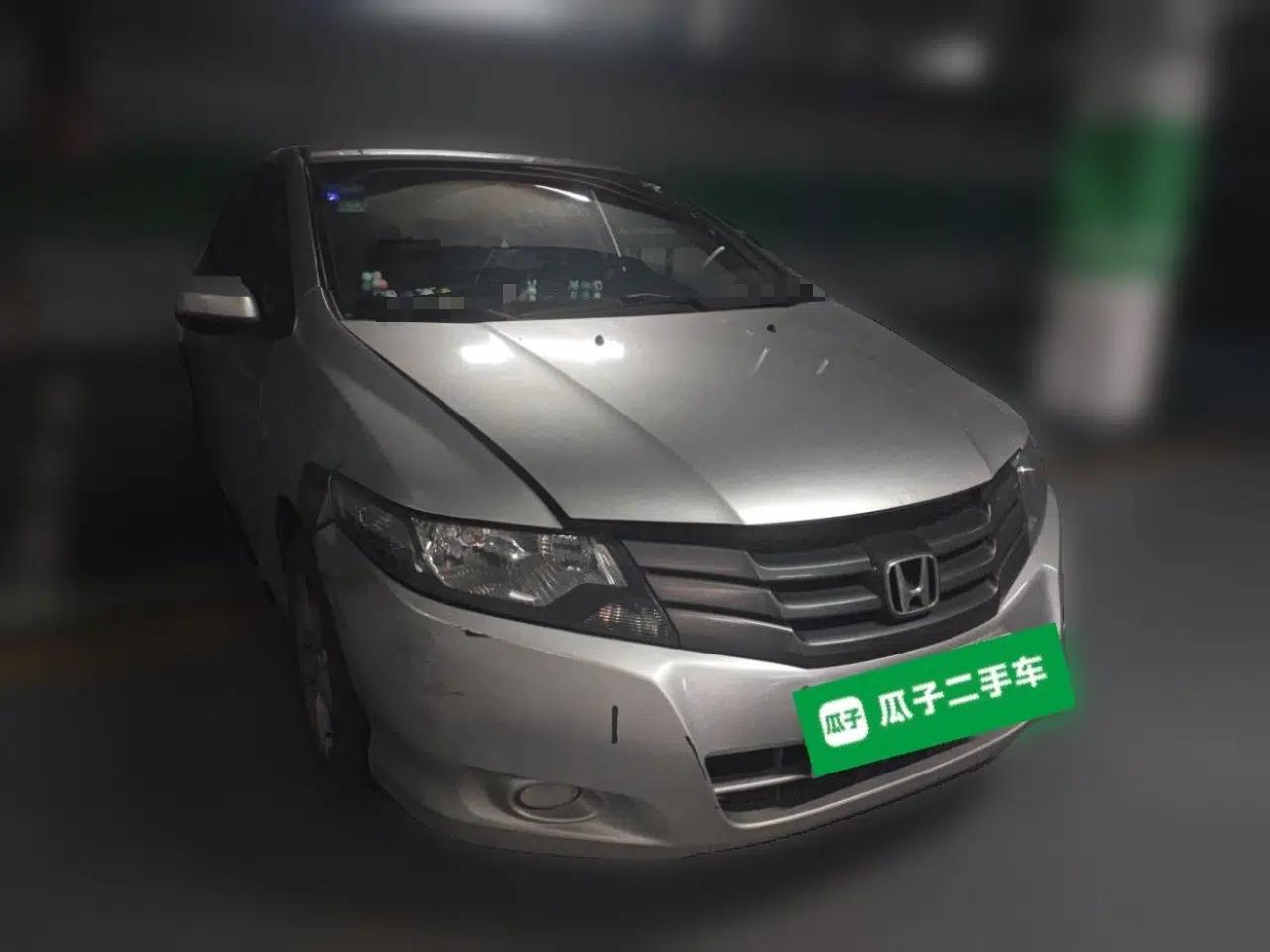 Honda City Classic 2011 1.5L Automatic Elite Edition — миниатюра 3