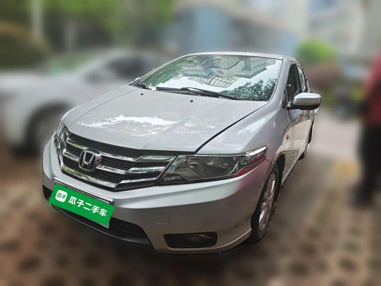 Honda City Classic 2012 1.5L Automatic Flagship Edition — миниатюра 1