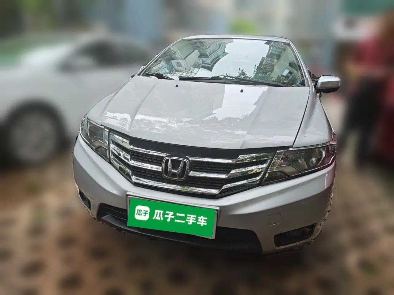 Honda City Classic 2012 1.5L Automatic Flagship Edition — миниатюра 2